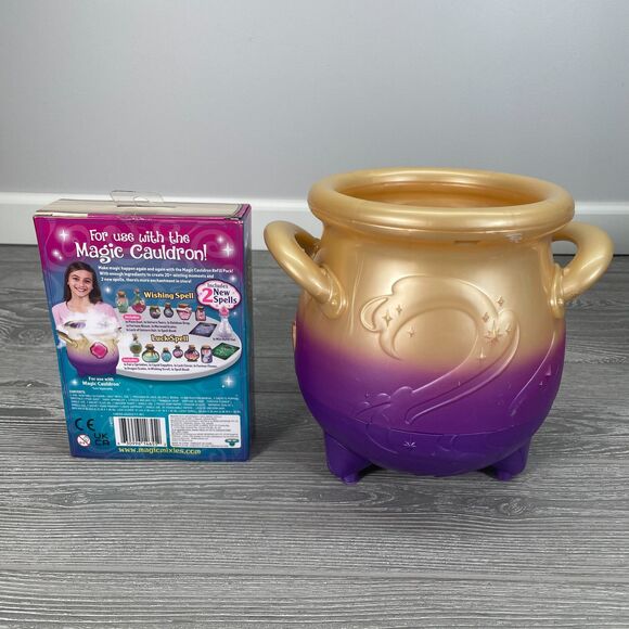 Magic Mixies Magical Misting Cauldron AND New Spells Refill Pack w/ 20+ Reveals - Picture 4 of 10